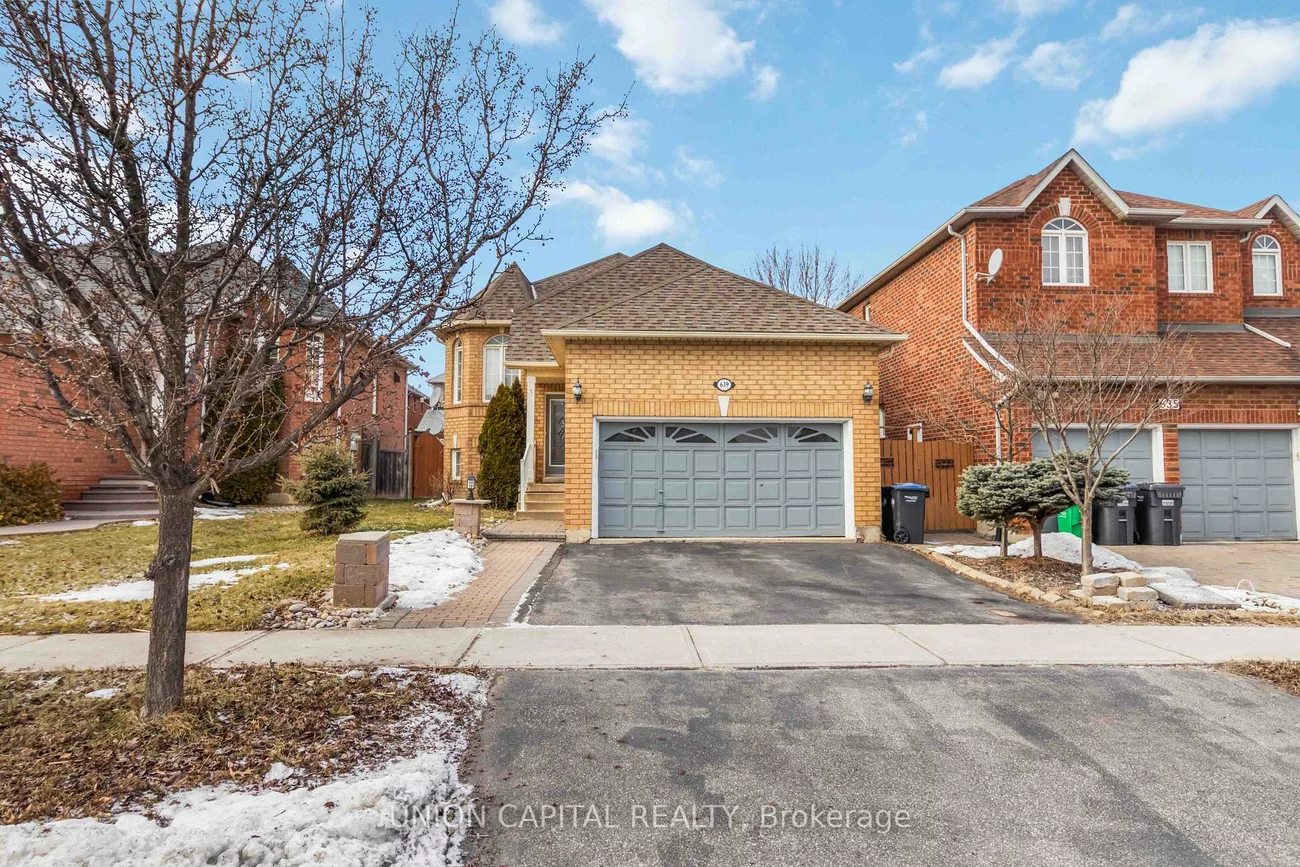 639, Twain, Meadowvale Village, Mississauga