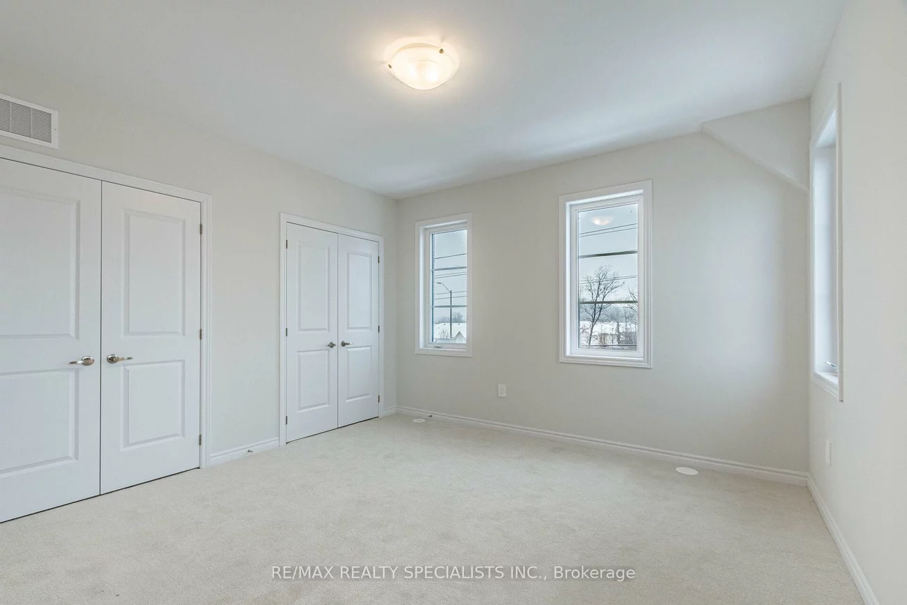 5907, Saigon, East Credit, Mississauga