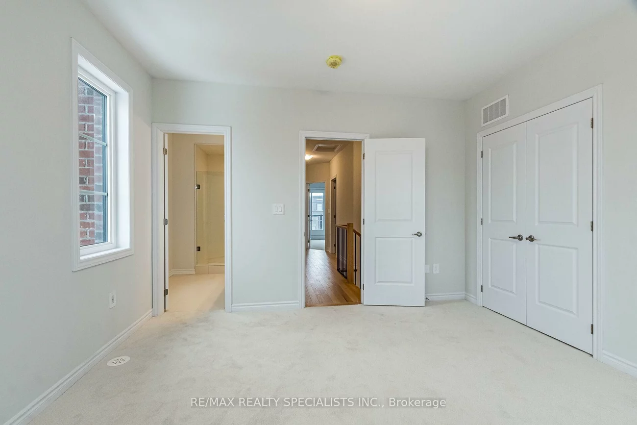 5907, Saigon, East Credit, Mississauga