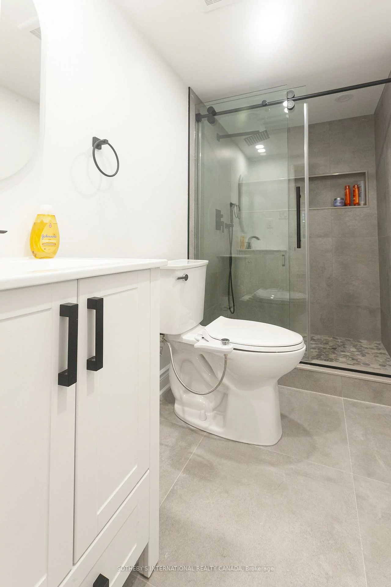 1182, Blueheron, East Credit, Mississauga