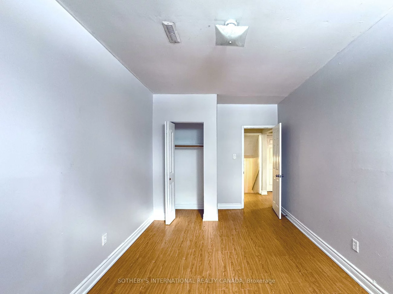 3240, Trisha, Mississauga Valleys, Mississauga