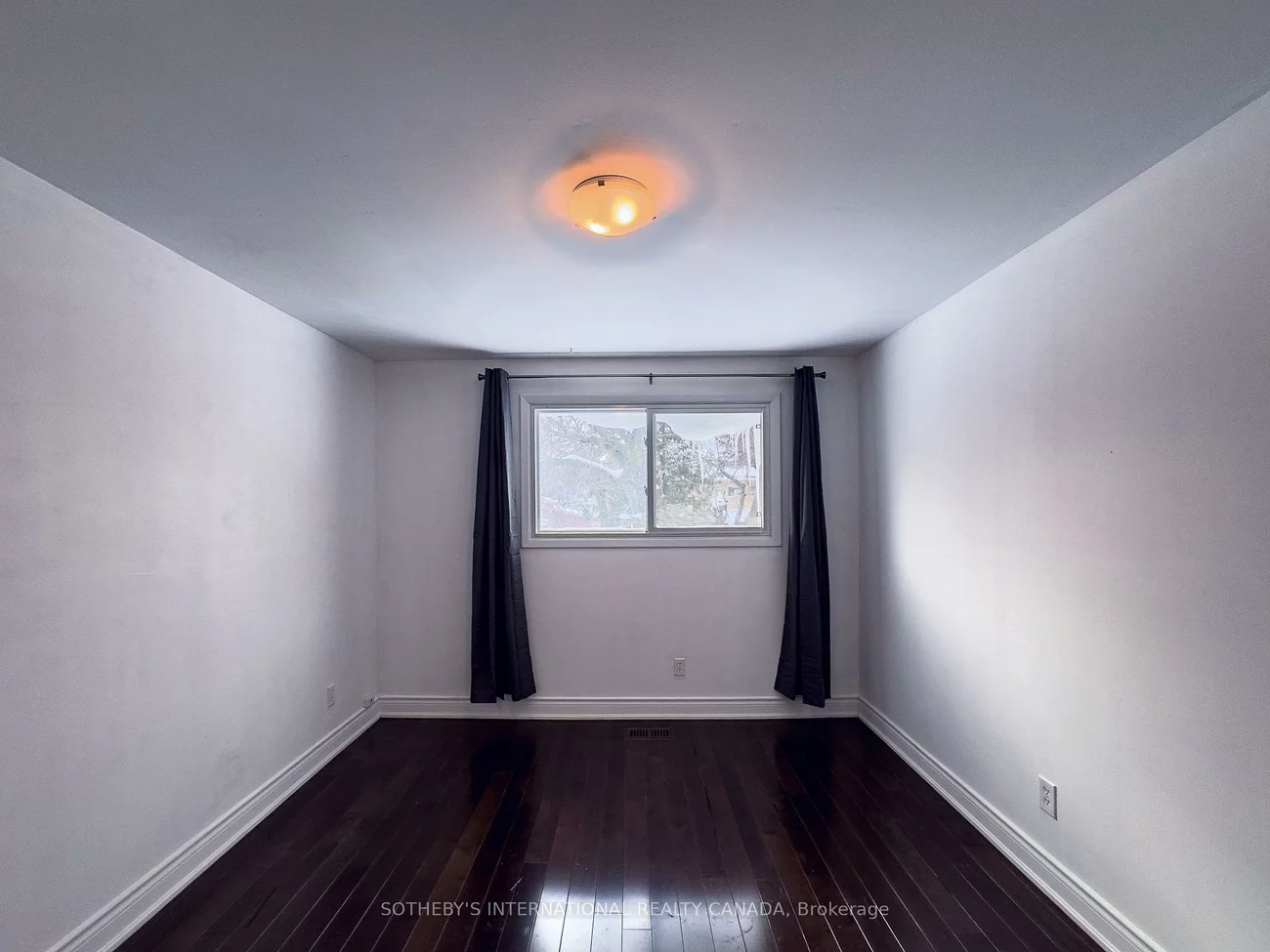 3240, Trisha, Mississauga Valleys, Mississauga