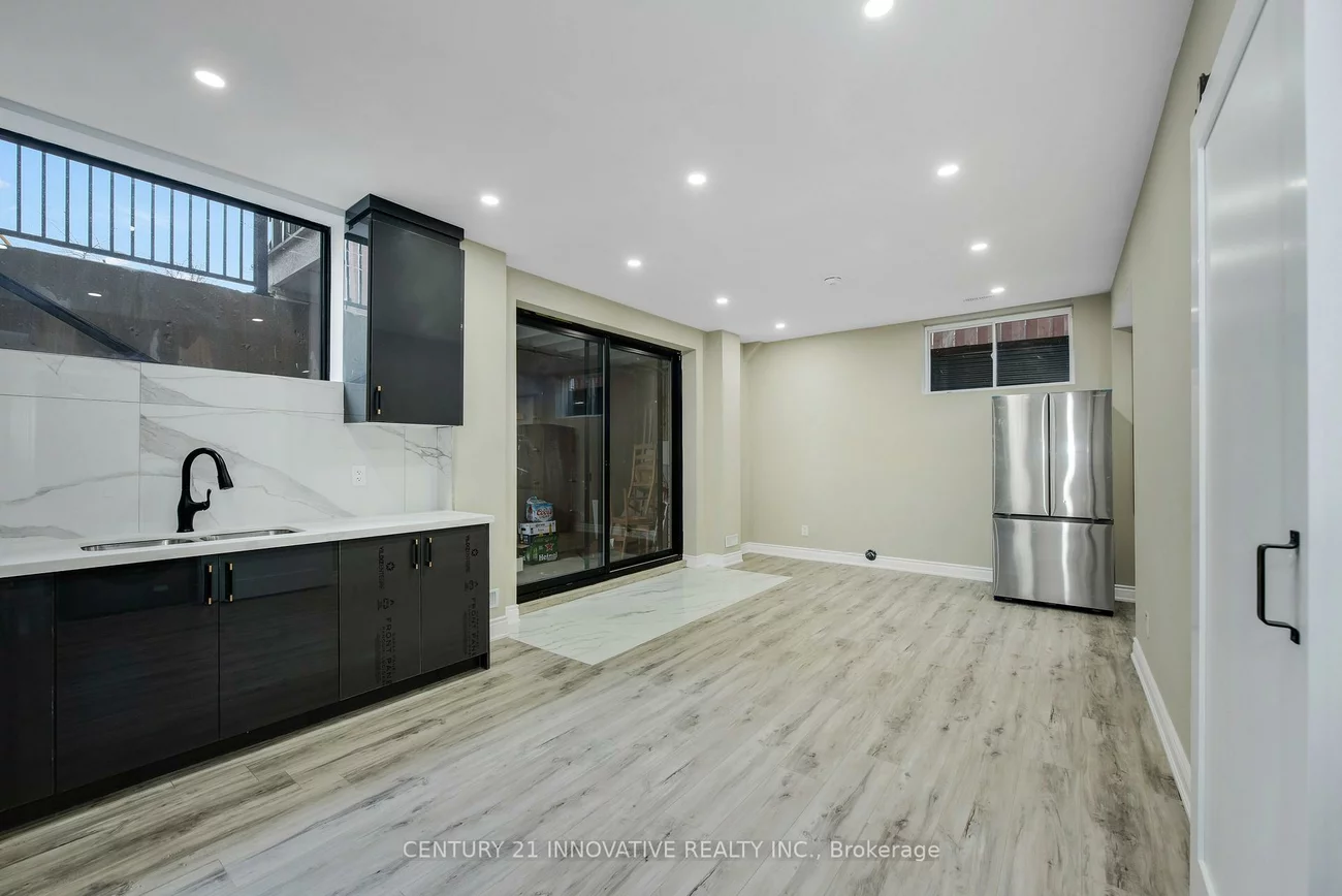 7160, Justine, Malton, Mississauga