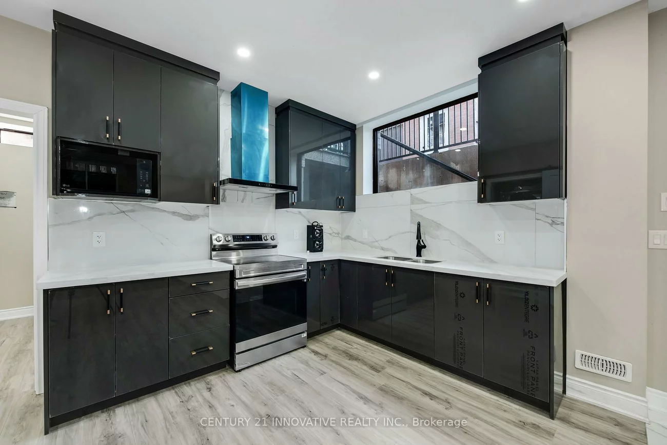 7160, Justine, Malton, Mississauga