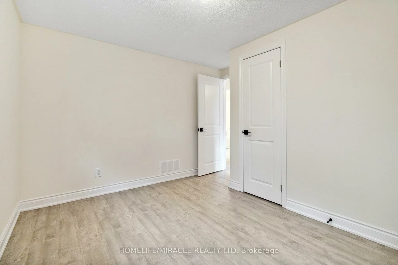 3642, Ellengale, Erindale, Mississauga