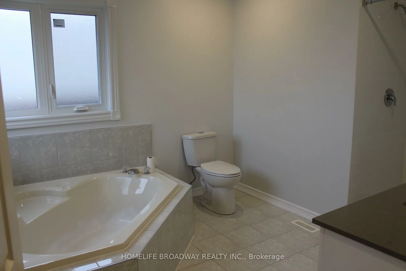 5202, Buttermill, East Credit, Mississauga