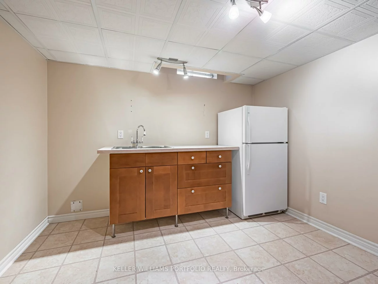 7160, Waldorf, Meadowvale Village, Mississauga