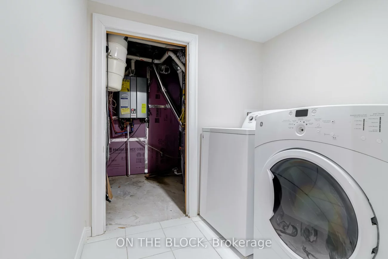 409, Silverthorne, Hurontario, Mississauga