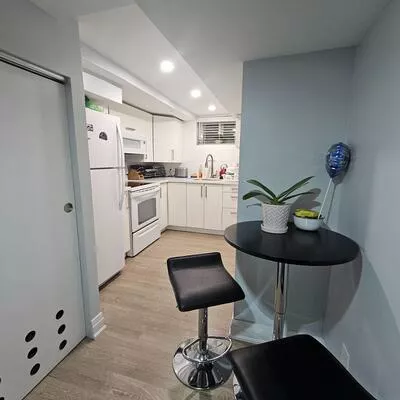 3489, Queenston, Erindale, Mississauga