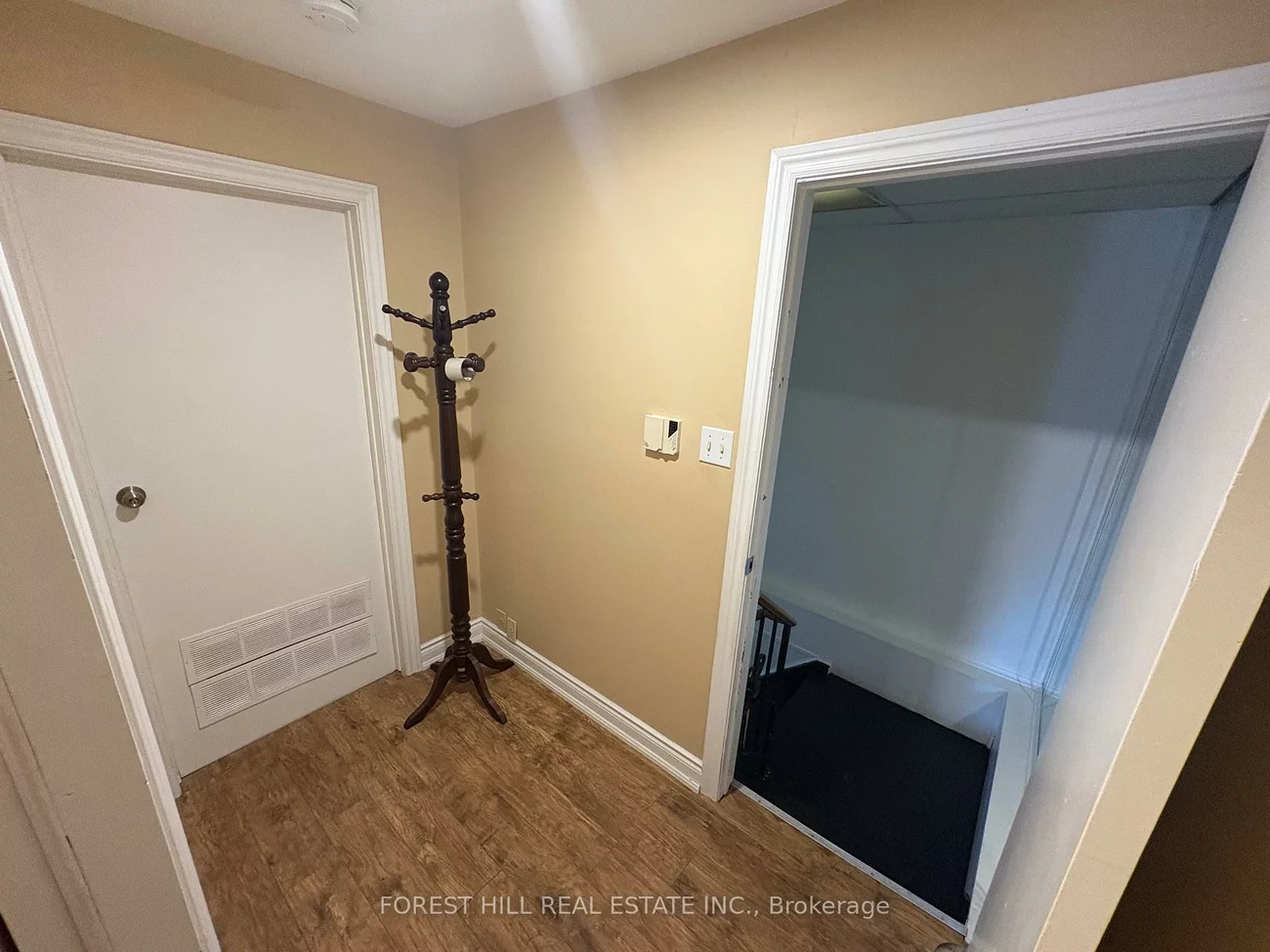 12, Mill, Streetsville, Mississauga