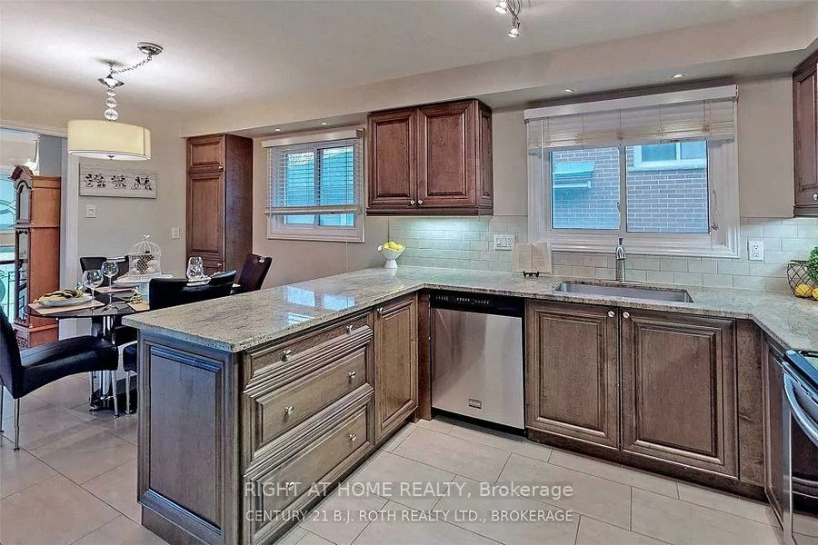 1658, Corkstone, Rathwood, Mississauga