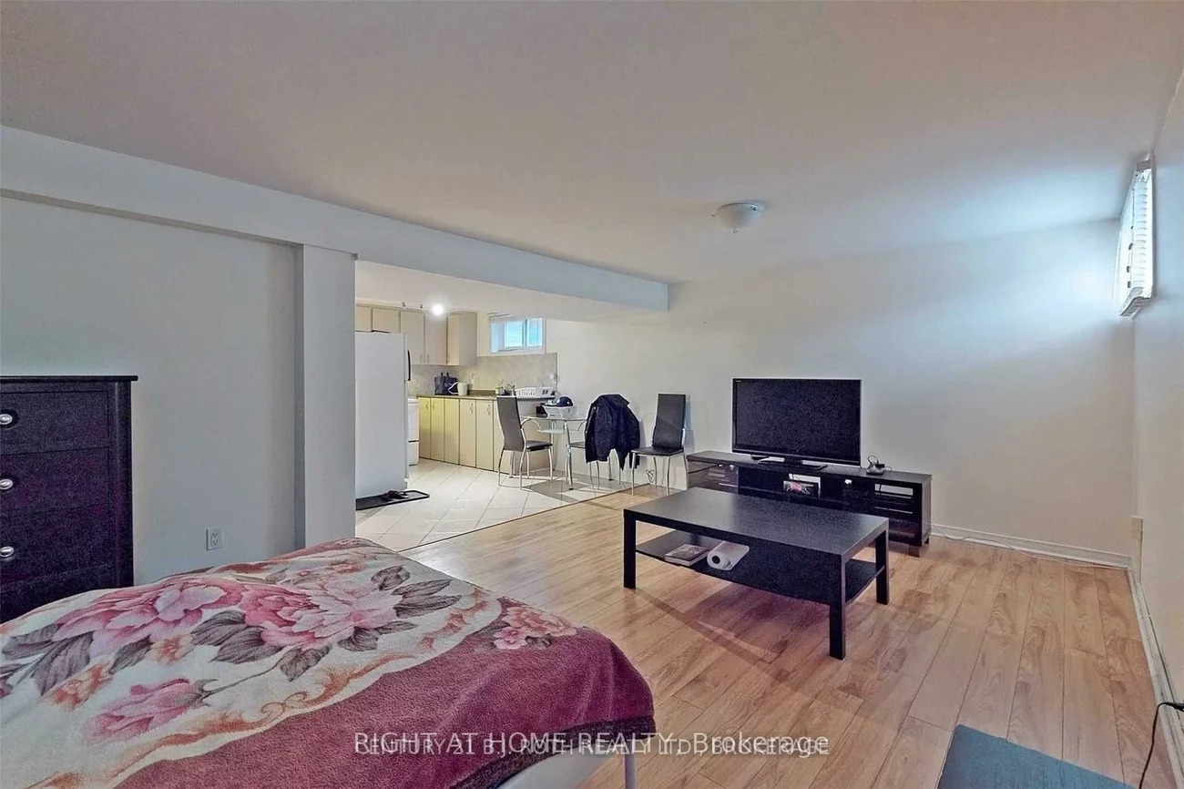 1658, Corkstone, Rathwood, Mississauga