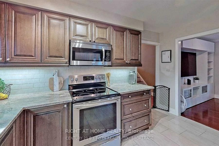 1658, Corkstone, Rathwood, Mississauga