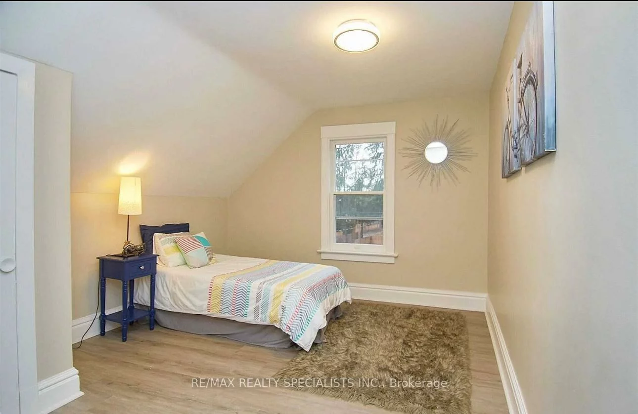 1395, Lorne Park, Lorne Park, Mississauga