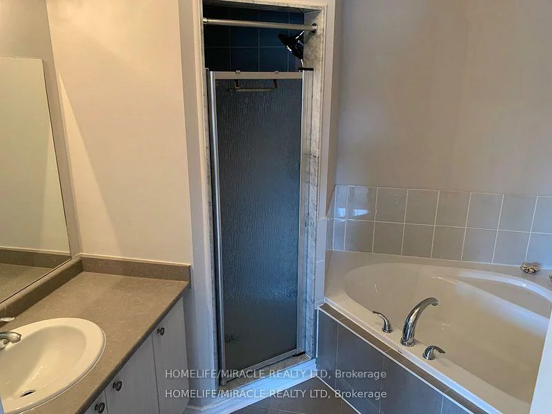 866, Francine, East Credit, Mississauga