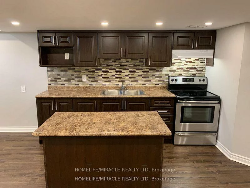 866, Francine, East Credit, Mississauga