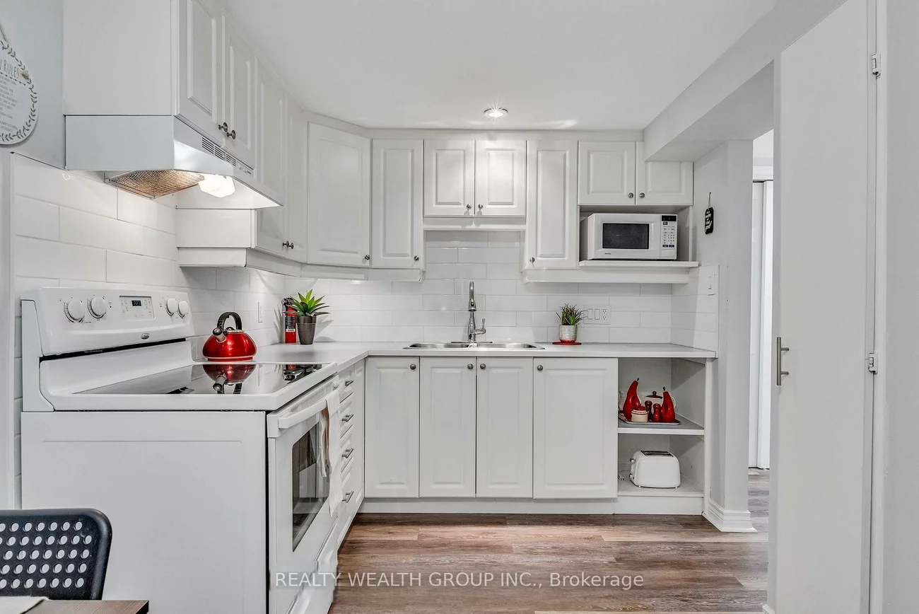 771, Eversley, Mississauga Valleys, Mississauga