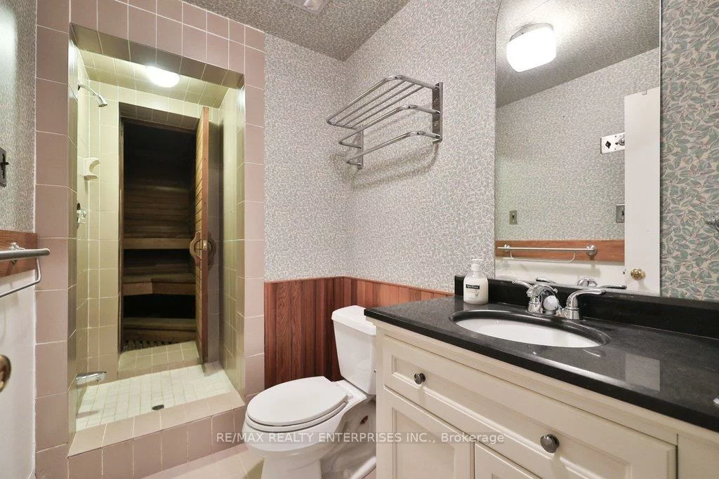 48, Cumberland, Port Credit, Mississauga