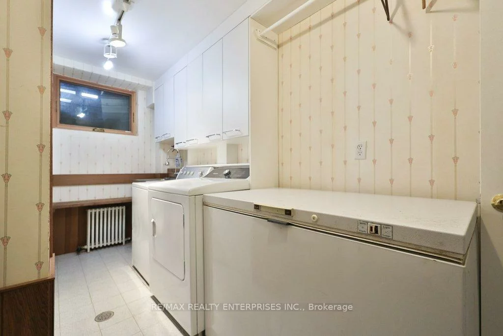 48, Cumberland, Port Credit, Mississauga