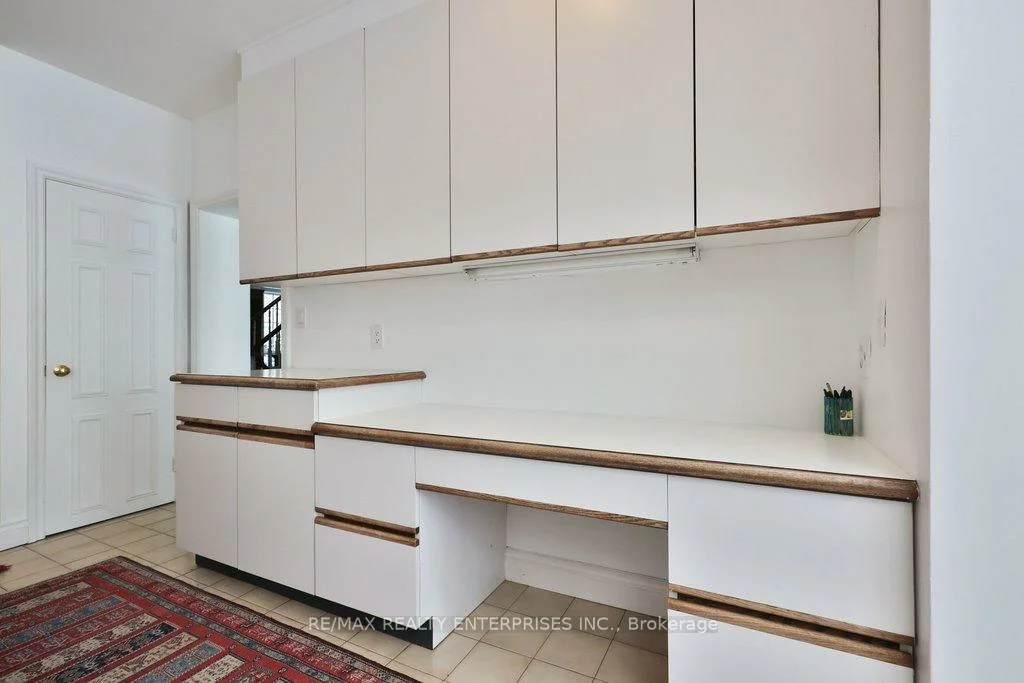 48, Cumberland, Port Credit, Mississauga