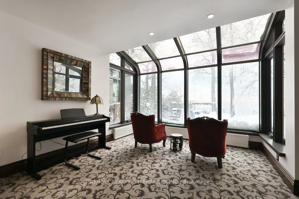 48, Cumberland, Port Credit, Mississauga