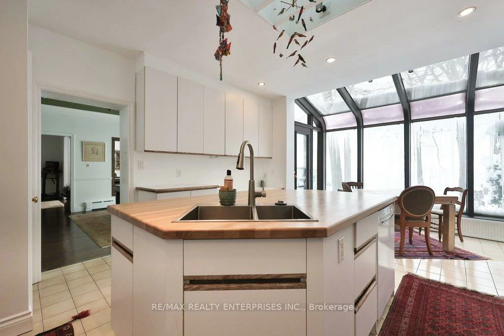 48, Cumberland, Port Credit, Mississauga