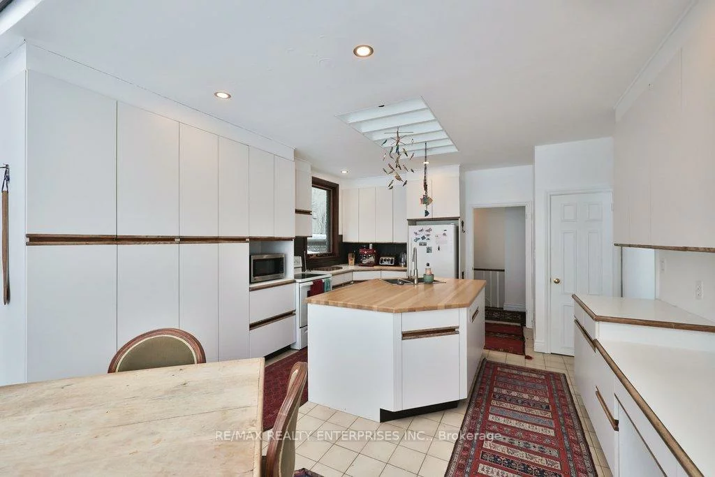 48, Cumberland, Port Credit, Mississauga