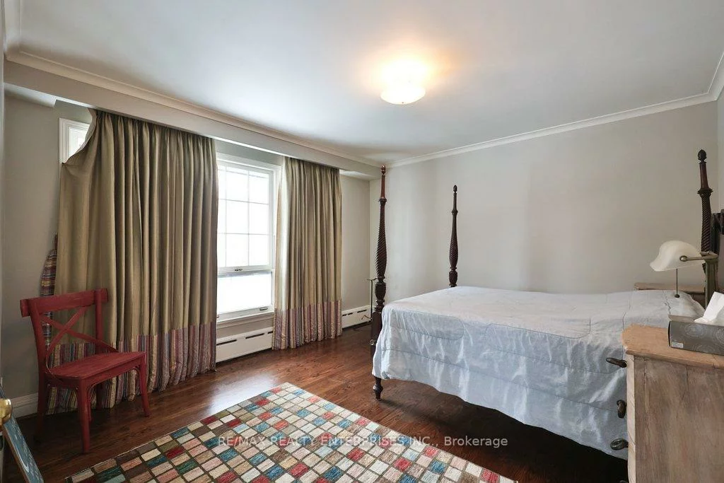 48, Cumberland, Port Credit, Mississauga