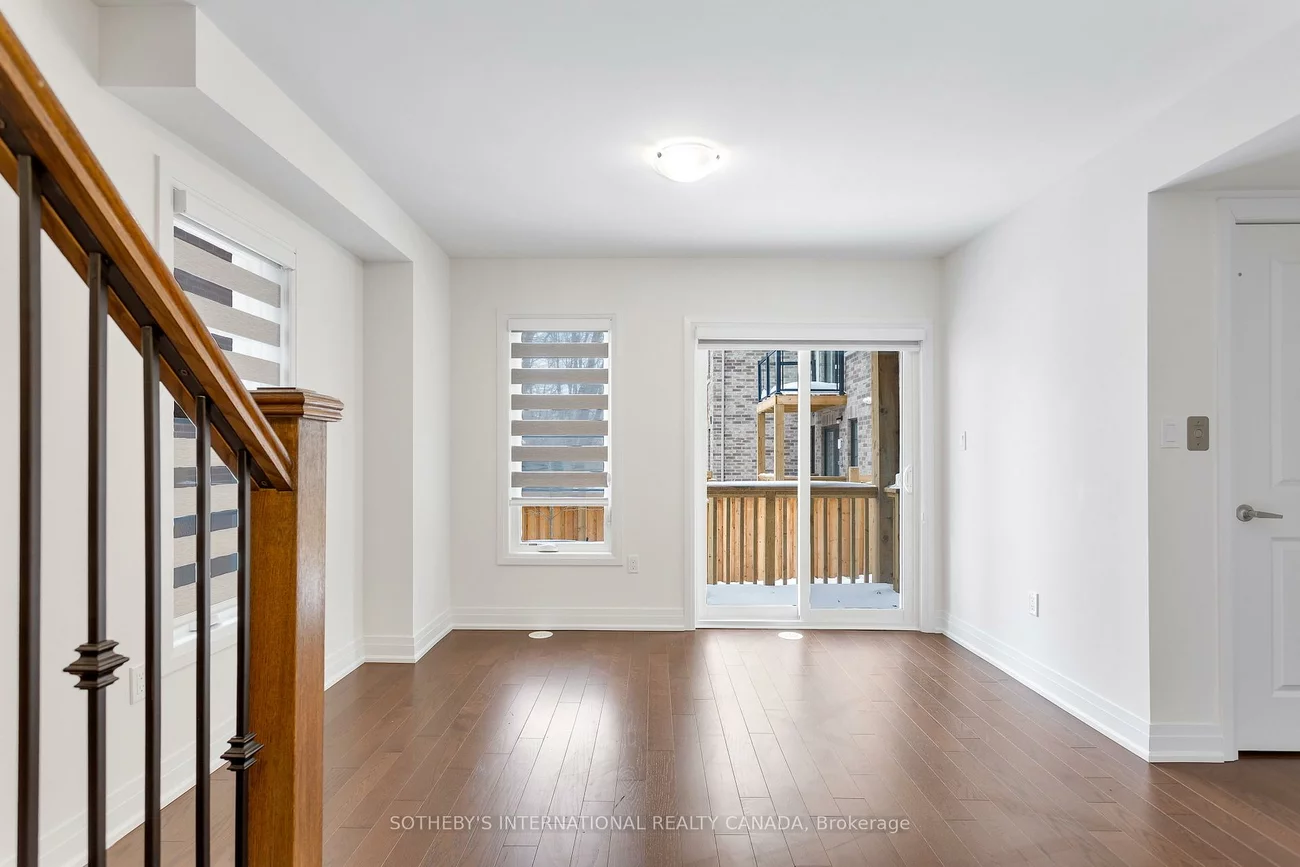 197, Wyndham, Streetsville, Mississauga