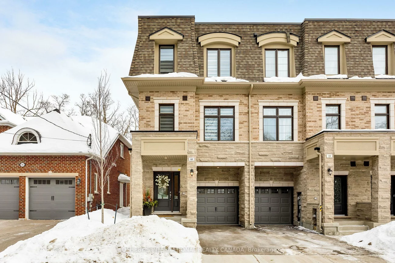 197, Wyndham, Streetsville, Mississauga