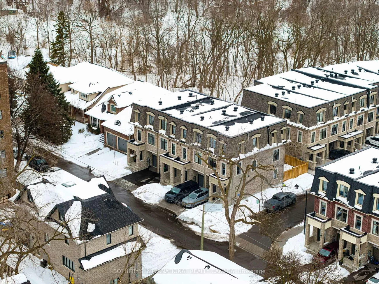 197, Wyndham, Streetsville, Mississauga