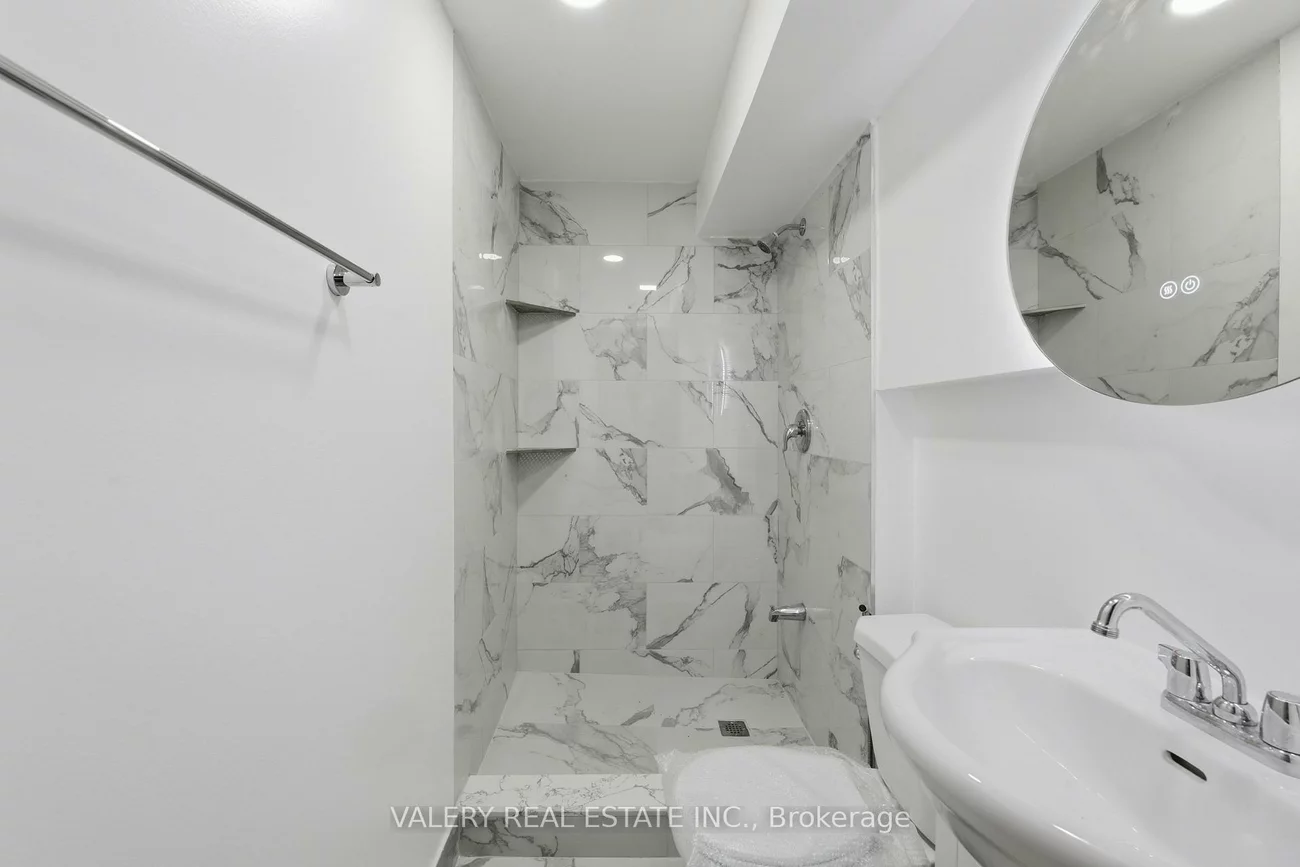 2768, Bucklepost, Meadowvale, Mississauga