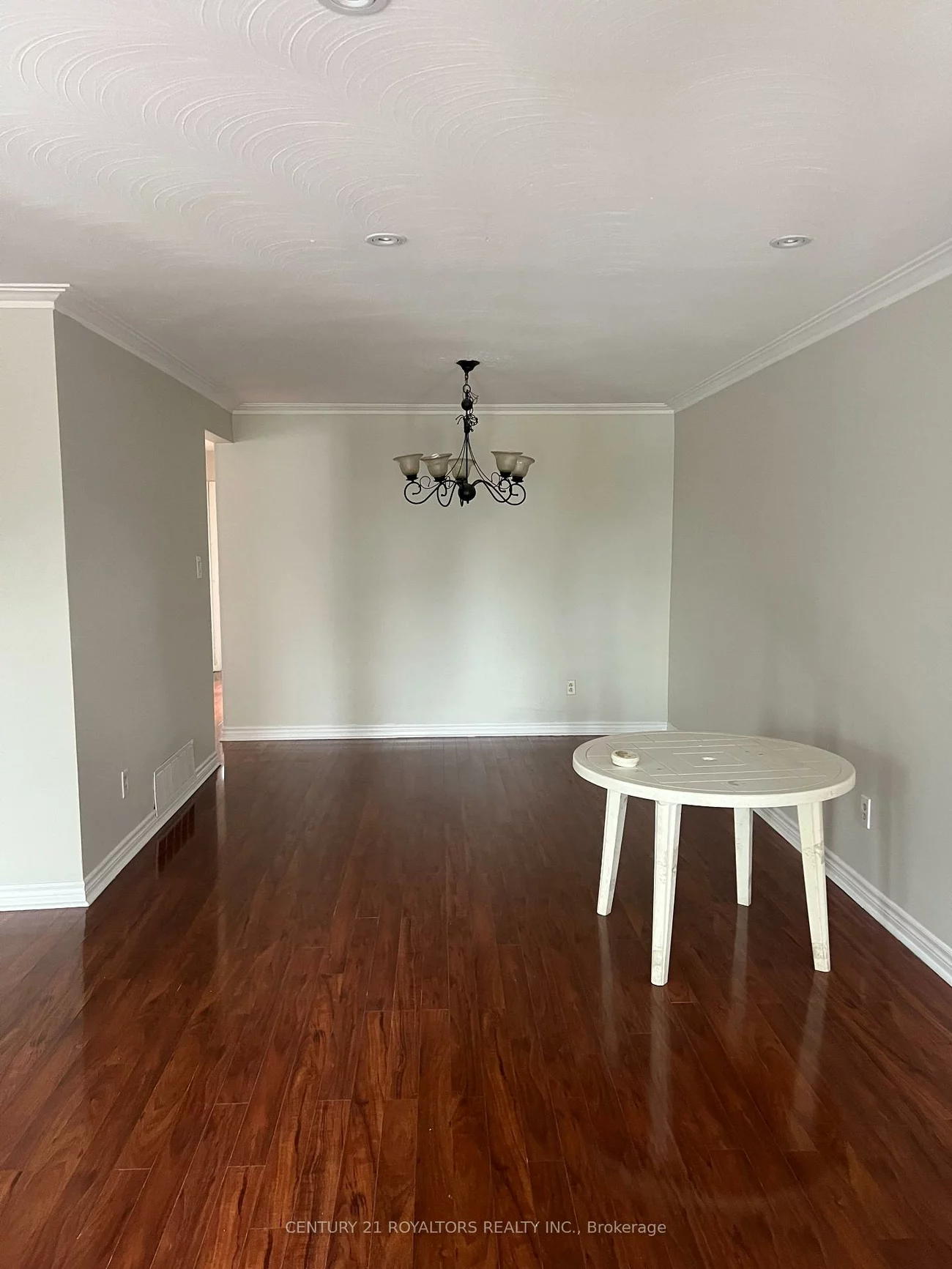 7242, Sills, Malton, Mississauga