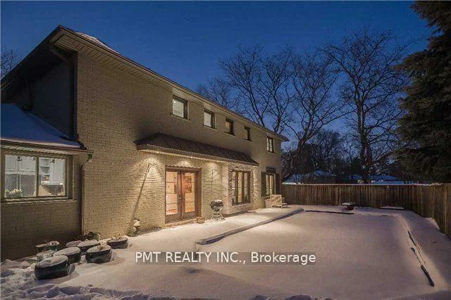 754, Dack, Port Credit, Mississauga