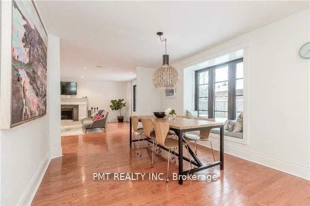 754, Dack, Port Credit, Mississauga