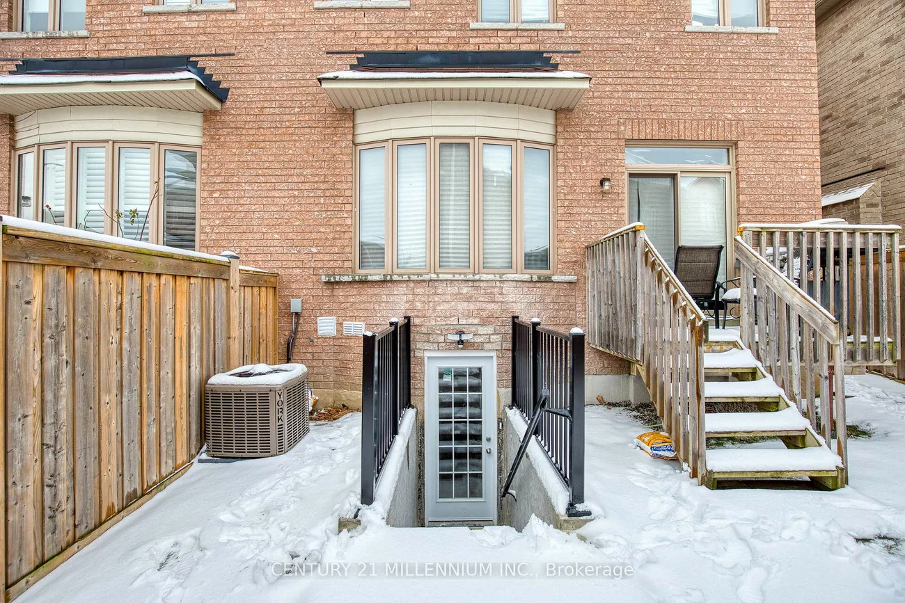 5557, Oscar Peterson, Churchill Meadows, Mississauga