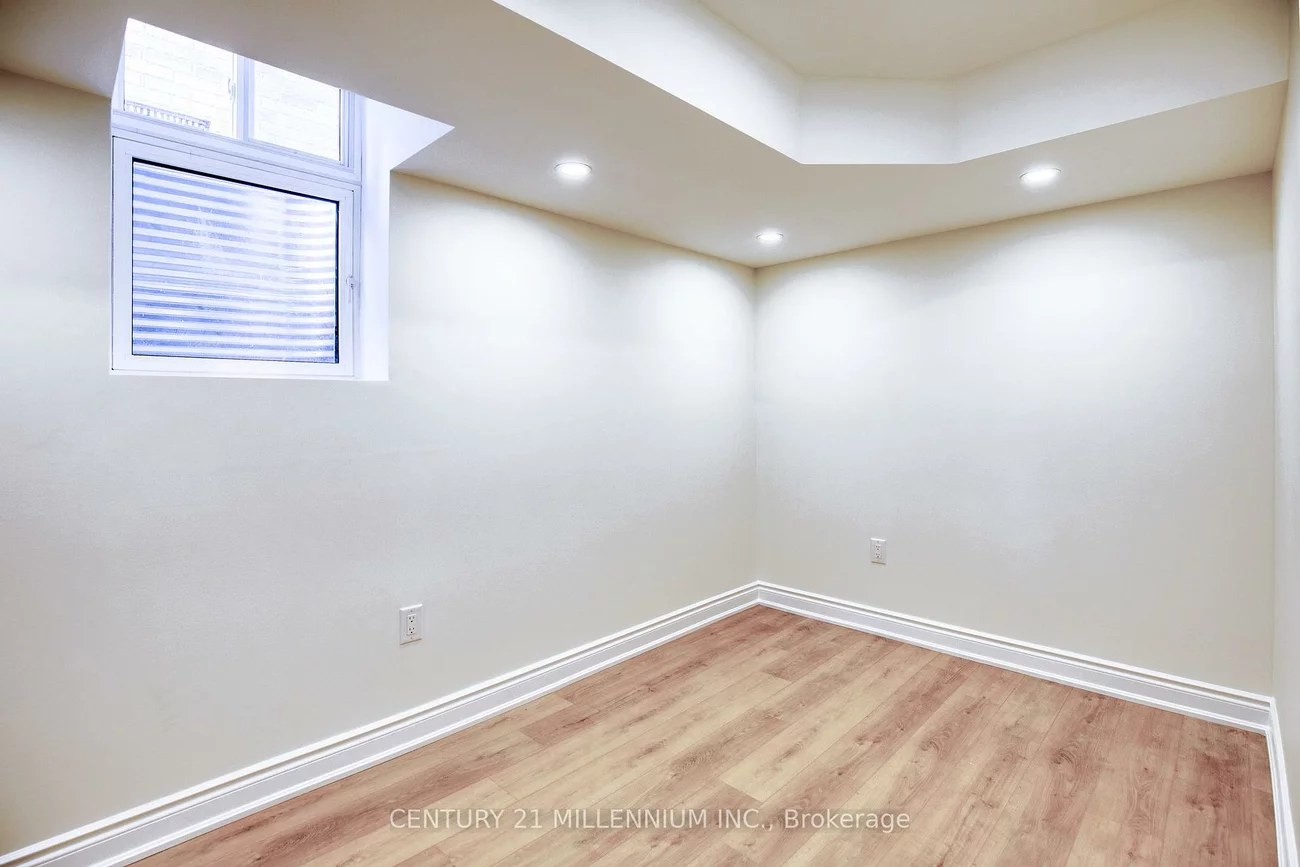 5557, Oscar Peterson, Churchill Meadows, Mississauga