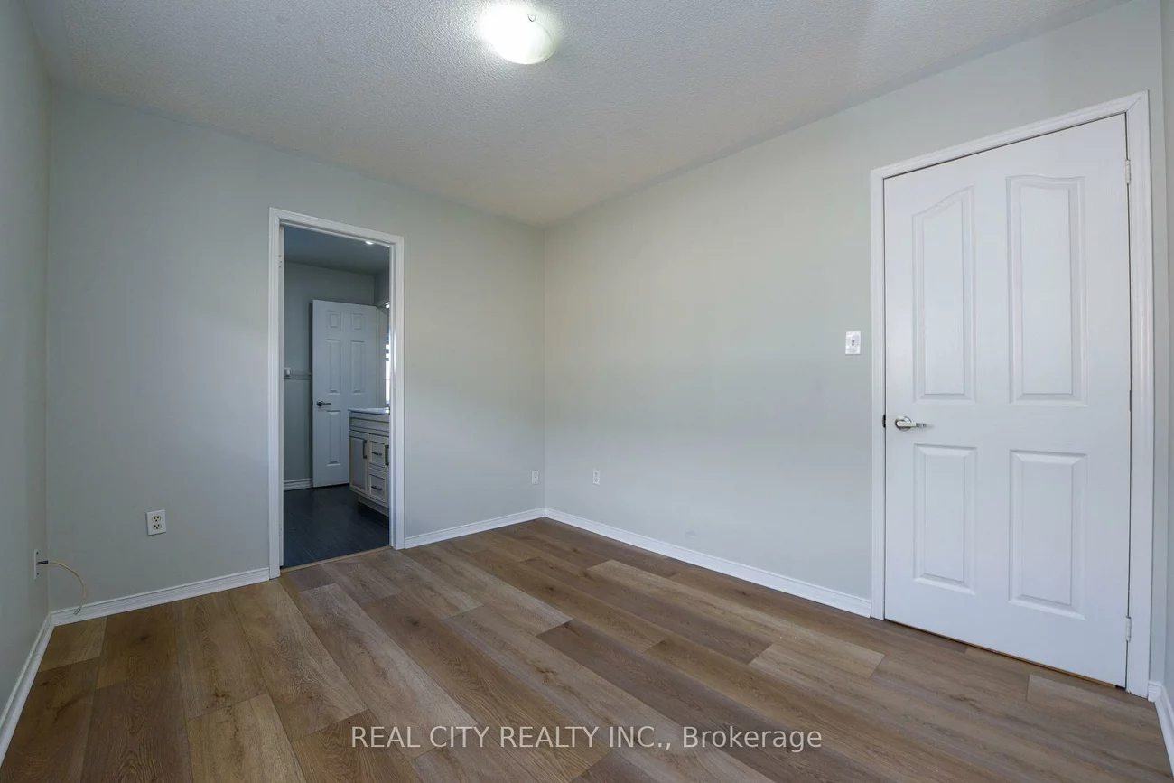 6416, Hampden Woods, Lisgar, Mississauga