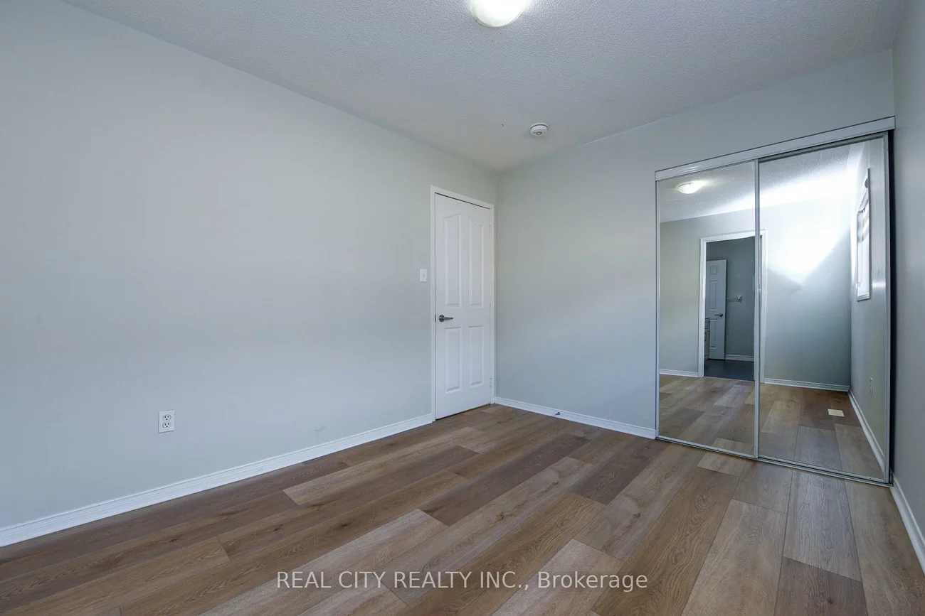 6416, Hampden Woods, Lisgar, Mississauga