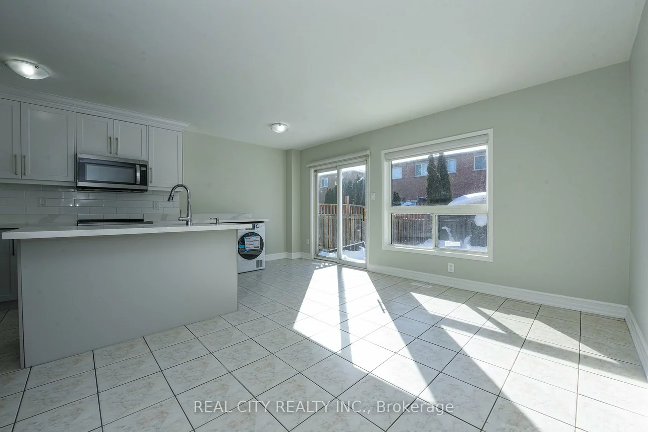 6416, Hampden Woods, Lisgar, Mississauga