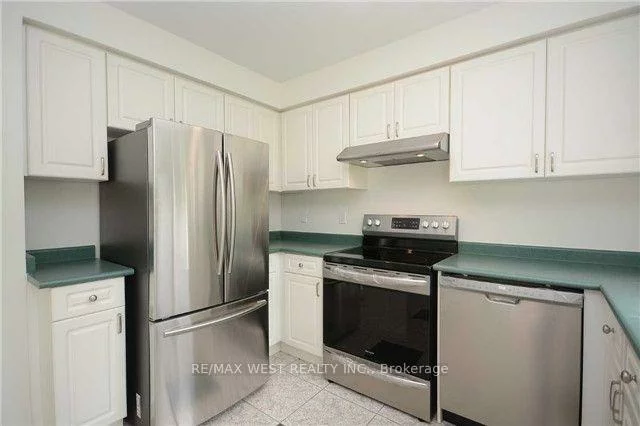 5758, Greensboro, Central Erin Mills, Mississauga