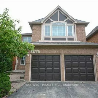 5758, Greensboro, Central Erin Mills, Mississauga