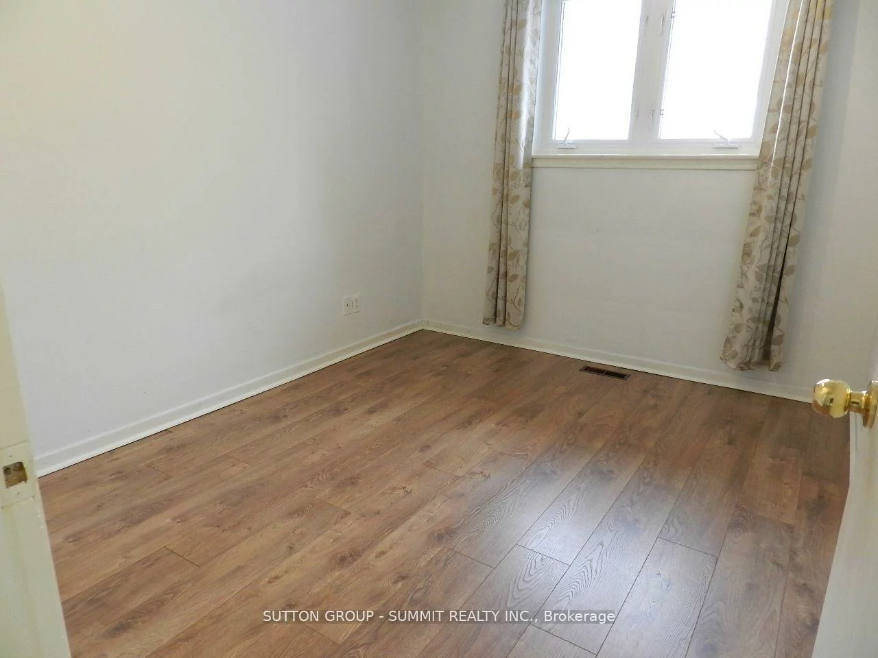 3367, Verhoeven, Erindale, Mississauga