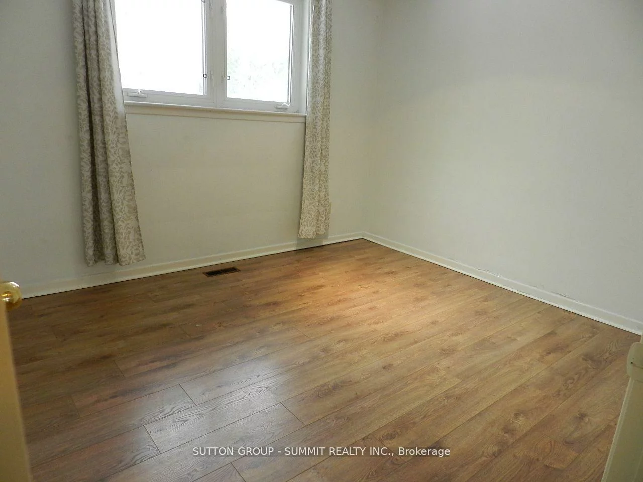 3367, Verhoeven, Erindale, Mississauga