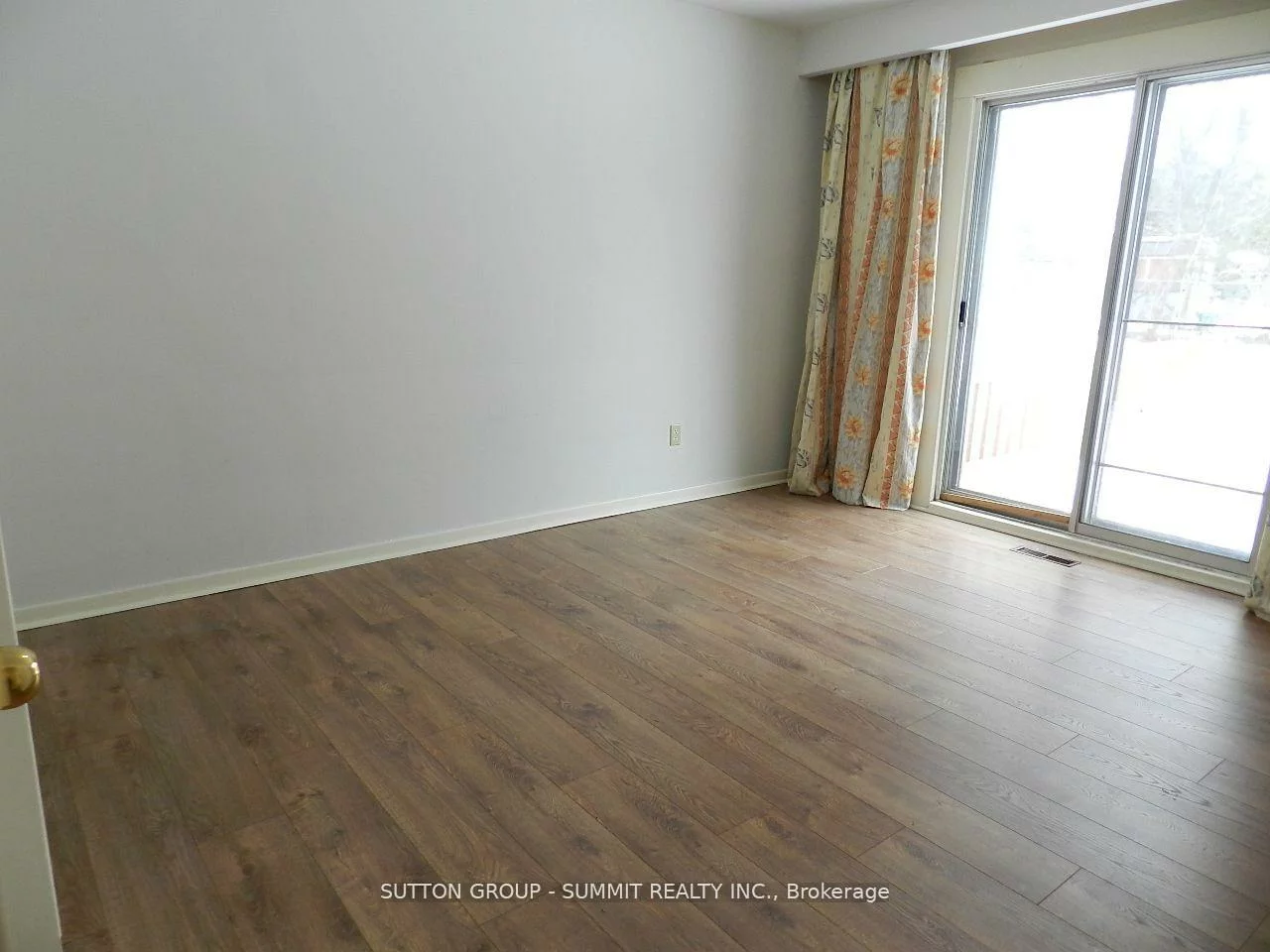 3367, Verhoeven, Erindale, Mississauga