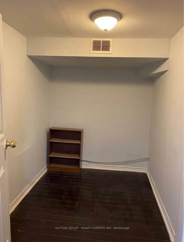 2644, Lundene, Clarkson, Mississauga