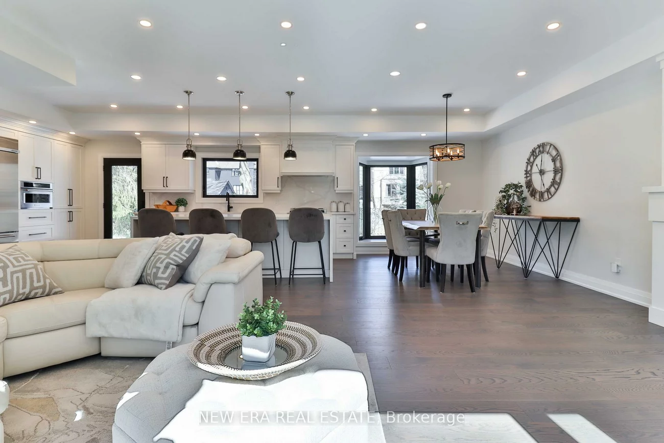 1481, Chasehurst, Lorne Park, Mississauga