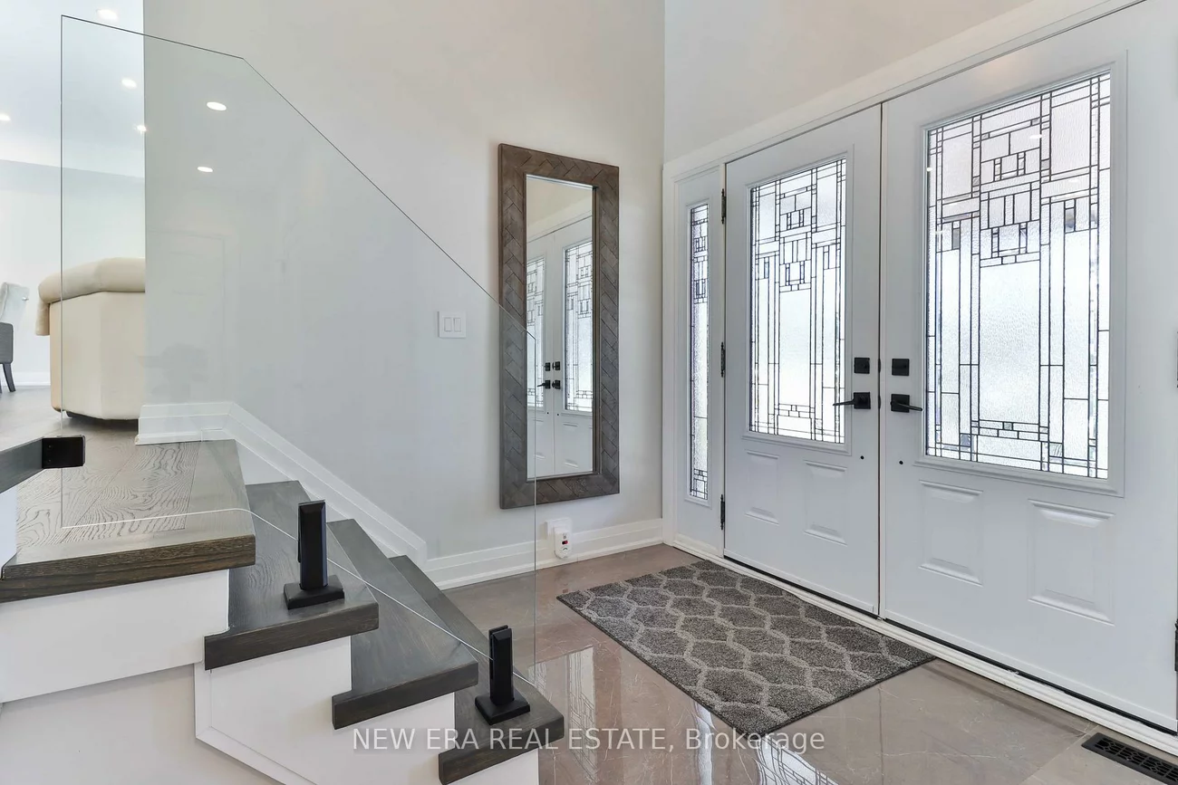 1481, Chasehurst, Lorne Park, Mississauga