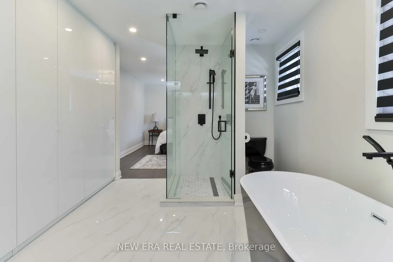 1481, Chasehurst, Lorne Park, Mississauga