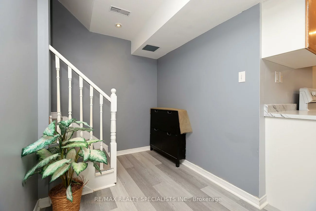 6487, SAPLING, Lisgar, Mississauga